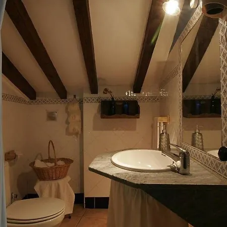 Cosy With Garden View In 45 M² Parking Apartment Robledillo De Gata